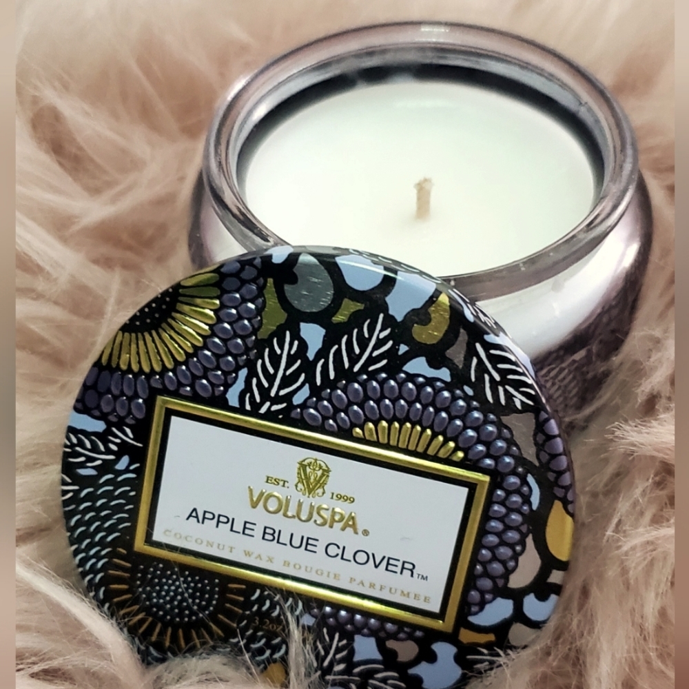 Voluspa Apple Blue Clover Candle